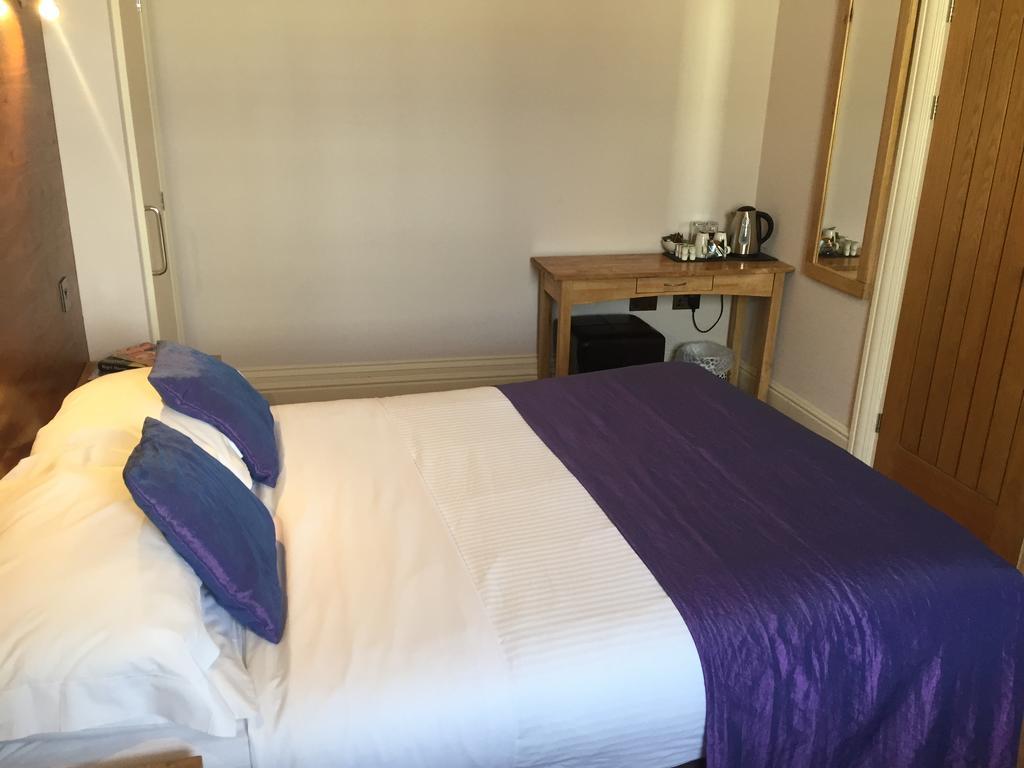 Castle Hotel Aberystwyth Ngoại thất bức ảnh