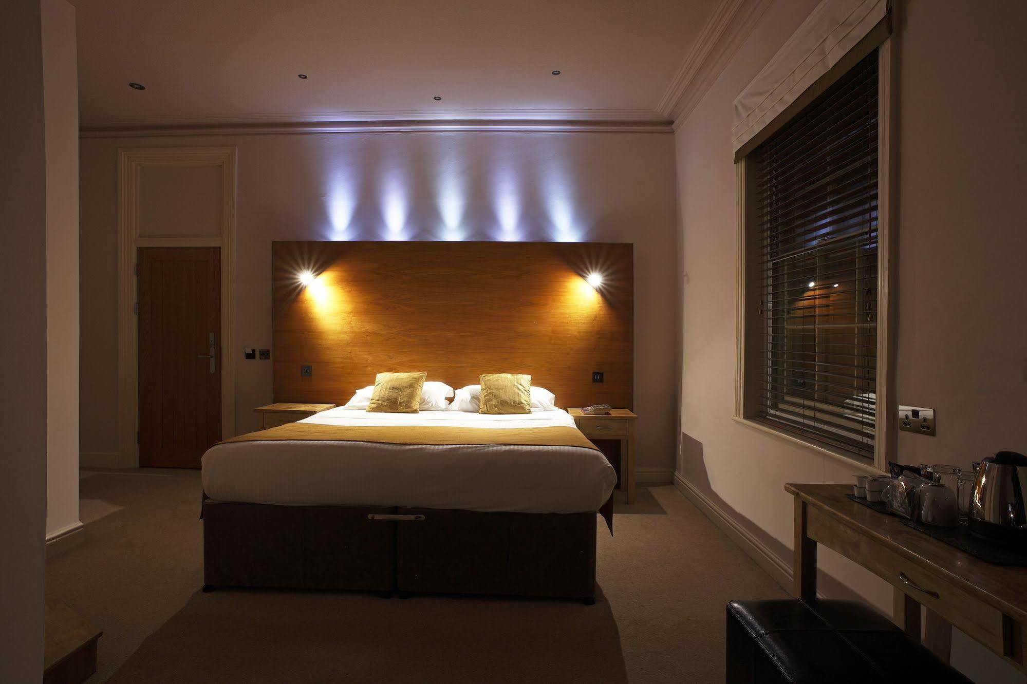 Castle Hotel Aberystwyth Ngoại thất bức ảnh